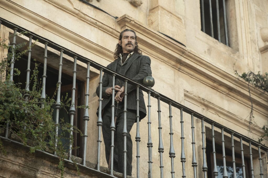 Óscar Jaenada as Fede - The Walking Dead: Daryl Dixon _ Season 3, Episode 2 - Photo Credit: Manuel Fernandez-Valdes/AMC.